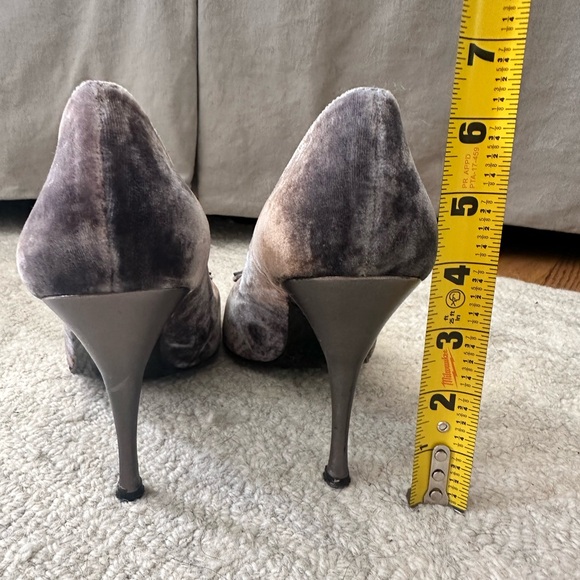 Stuart Weitzman heels - Picture 5 of 5